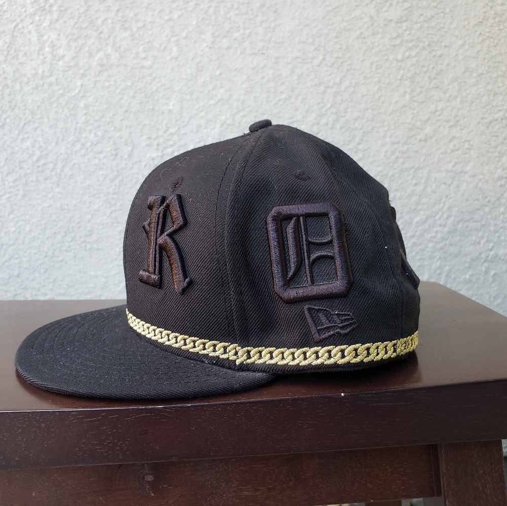 Crooks and Castle Hat